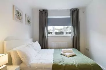 Residenssi Cosy And Luxurious House For 10 Guests In Darwen