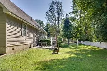 コテージ Spacious + Family Friendly Home In Chincoteague!