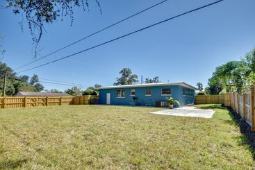 Hus på landet Vibrant Deland House Near Stetson University!