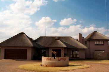 Bed and Breakfast 7th Hole Golf Lodge