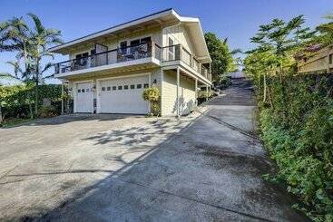 کلبه Cozy Kona Coast Apt W/ Lanai ~ 8 Miles To Beach!