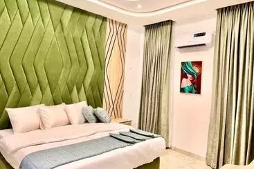 Fairview Place Hotel And Apartments