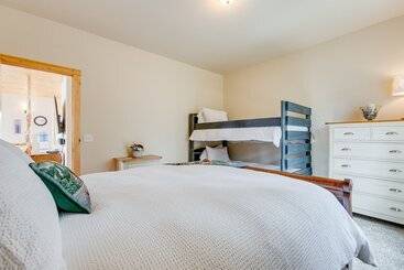 Vidéki Ház Jefferson Mountain Cabin W/ Private Deck & Grill!