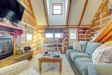コテージ Mountain View Cabin W/ Hot Tub: 27 Mi To Asheville