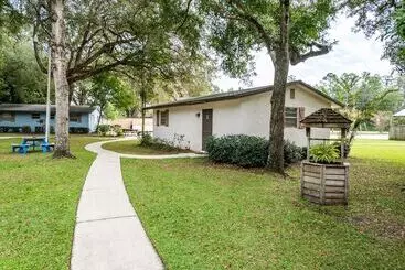 Mökkimajoitus The Tree Ke Resort