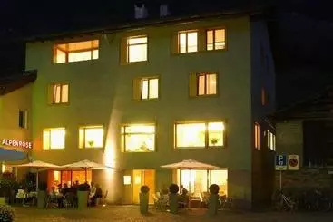 Hotel Alpina