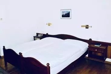 Hotel Du Pont