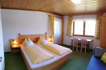 Hotelli Ferienhaus Regina