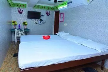 Hotel Udaya  A Couple Friendly Property