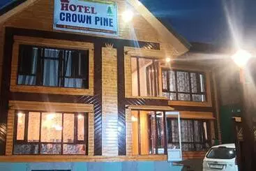 Hotel Crown Pine Pahalgam
