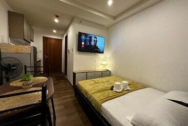 בית מלון כפרי Megatower 4 2f1