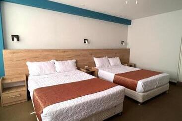 بنسيون Costa Bella