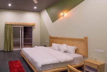 Resort Justa Lazy Haven Corbett, Uttarakhand