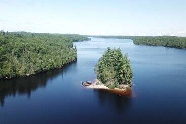 Lake Onaping Lodge