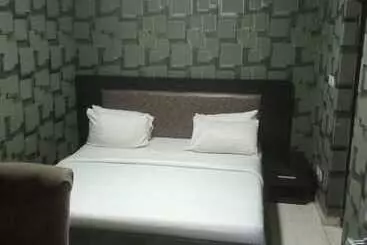 هتل Sky Suites