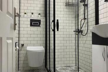 Holding Hours Hotel İstanbul Airport