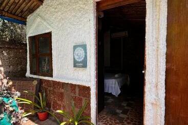 Majatalo Jungle Huts