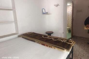 هاستل Natural View