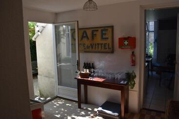 مبيت وإفطار L Arc En Ciel