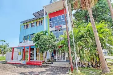 Hotel Capital O 93361 Dynasty Inn Syariah