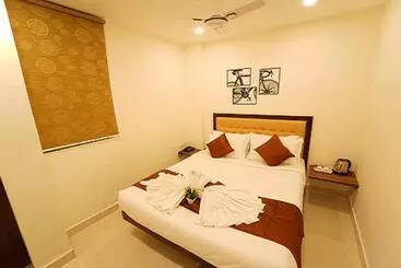Hotel Sri Vi Ka Residency
