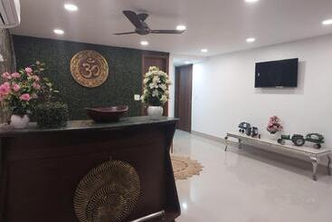 Hotel Fortune Home Noida