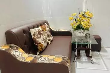 هتل Nhà Nghỉ Trung Hiếu 1