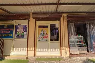ホテル Oyo Shivay Home Stay