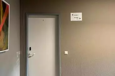 پانسیون N8s   By Leipzig Suites