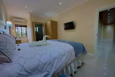 Phoever Bed & Breakfast