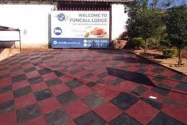 ホテル Funcall Lodge