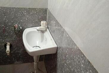 پانسیون Kanch