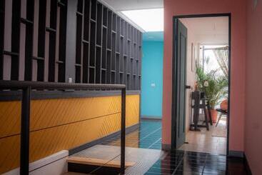 پانسیون Lolas Hostal  Baño Compartido