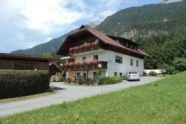 Hotel Ferienwohnungen Assinger