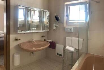 בית מלון כפרי Gästehaus Sissy