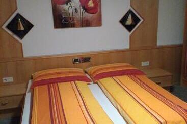 호텔 Haus Edelweiß