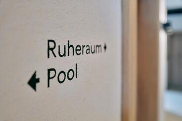 酒店 Home Suite Home