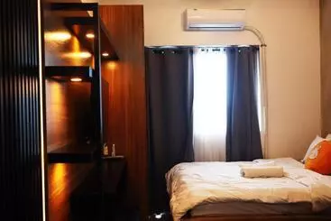 アパートホテル Kozen At Azure North Pampanga