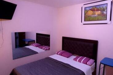 فندق Hostal El Chachani