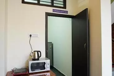 Majatalo Unga Veedu Pay And Stay