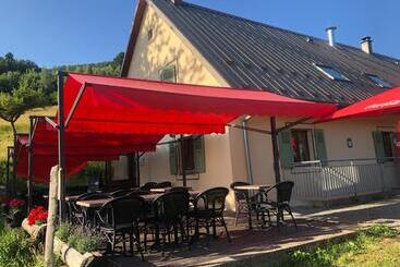 ユースホステル Auberge Du Graber