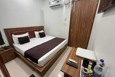 Hotel 4s By Wis