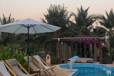 Pensione River Flow House Bangtanod