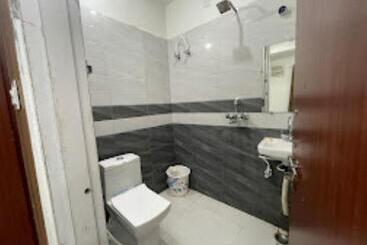 Hotel Shri Radha Ashtami Seva Ashram Vrindavan