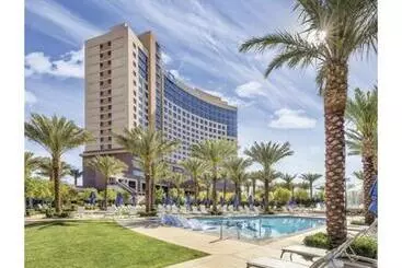 هتل آپارتمان A Luxury Condo Awaits You At The Desert Blue, Moments From The Strip   Special Offer Now!