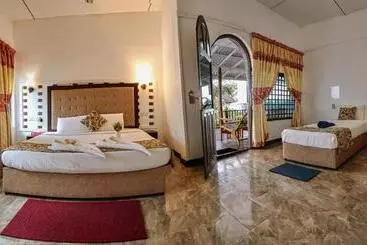 Hotel Arugambay Surf Resort