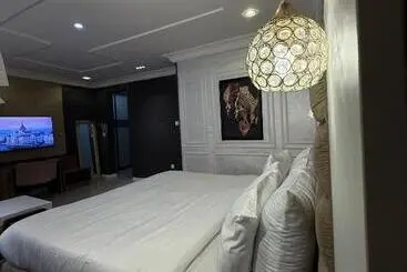 Hotelli Grey Residence