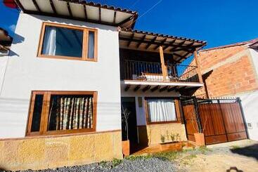 Vandrarhem Celestial De La Villa