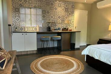 Bed and Breakfast Petite Lily Northcliff
