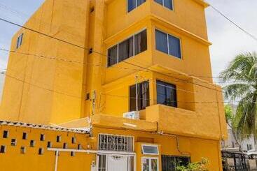 هتل Las Palmas Cancún Centro